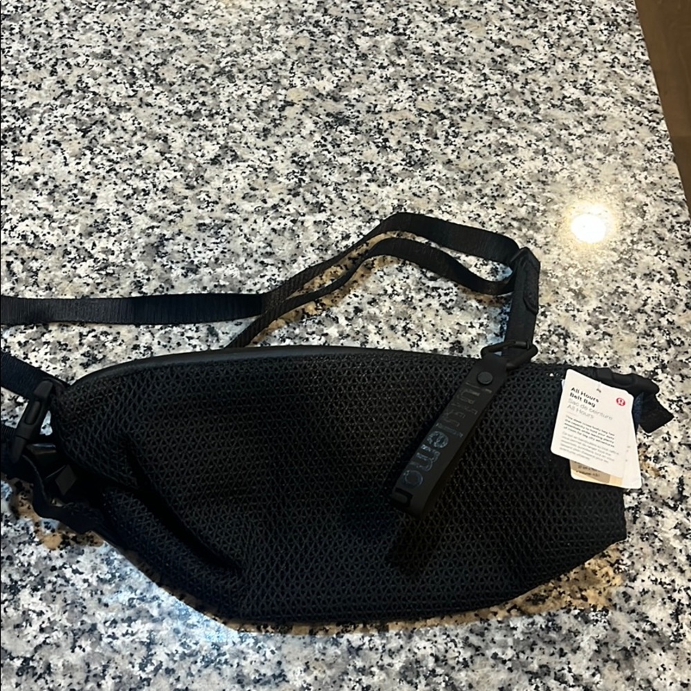 Lululemon Cross-body